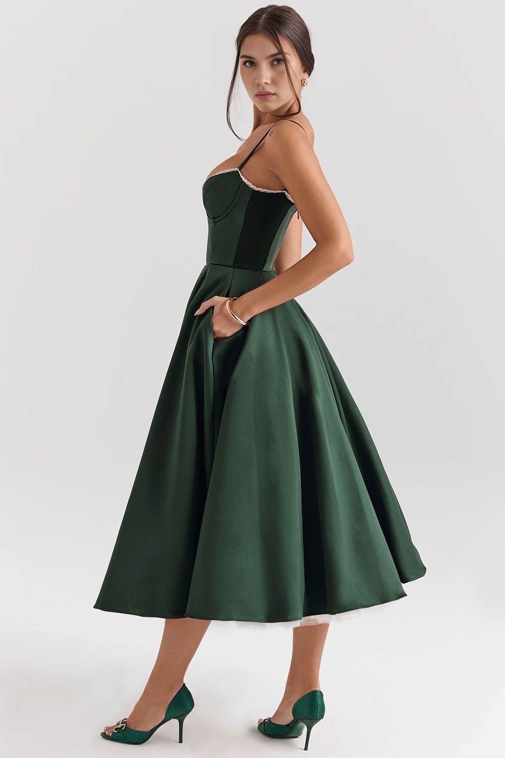 Midikleid Elisa – doppellagiges Design aus Polyester