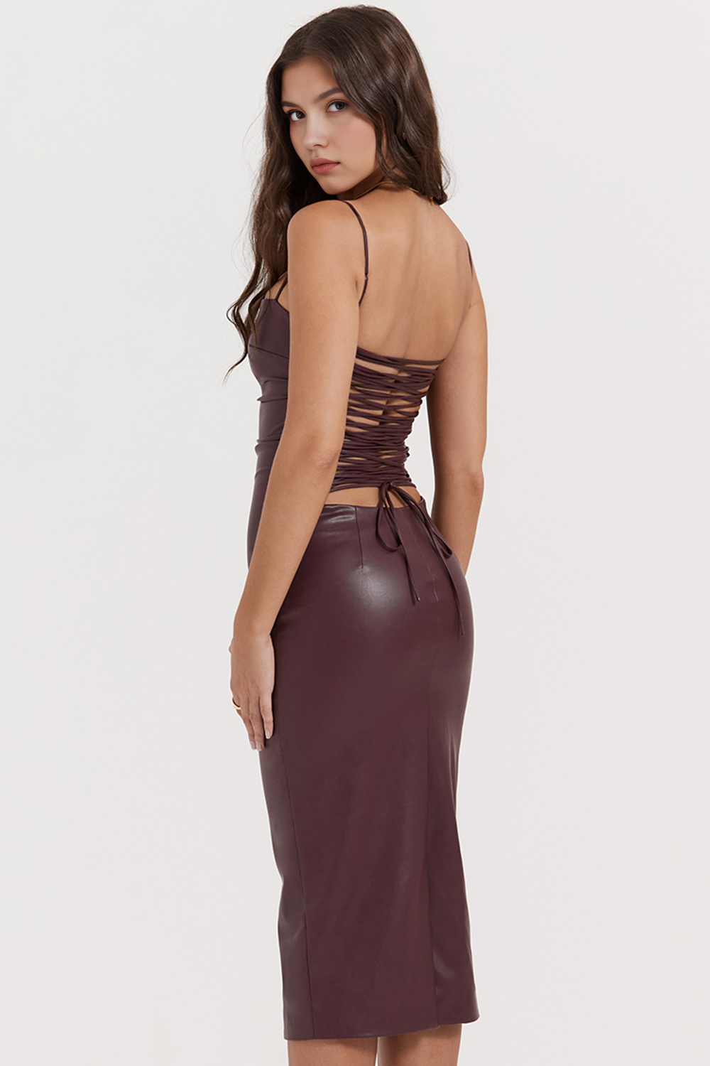 Midikleid Elena – aus Kunstleder, modernes Design