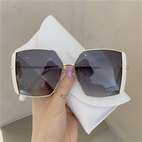 [PROMOÇÃO COMPRE 1 LEVE 2] Óculos de Sol Vintage